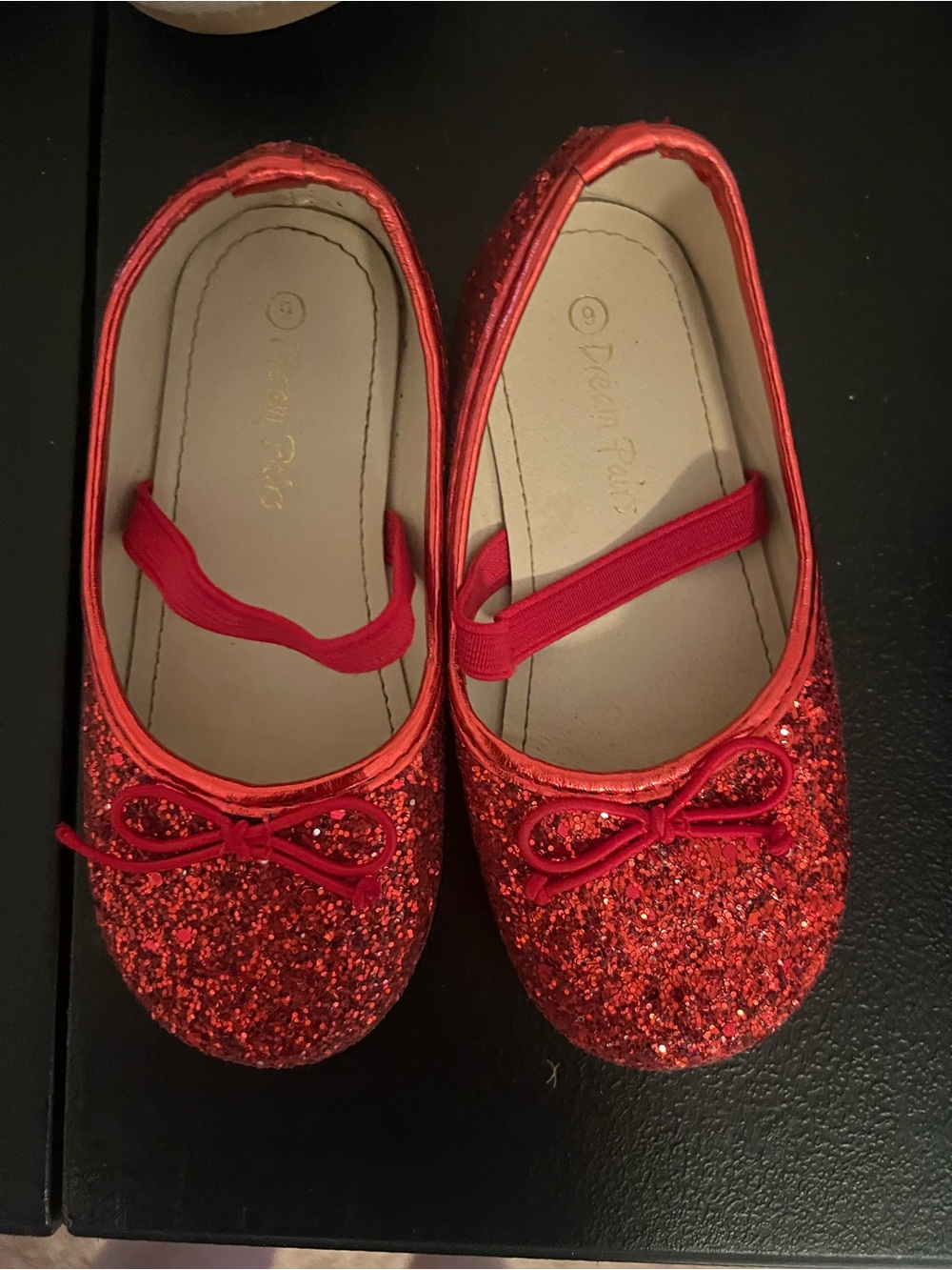 Dream Pairs Red Glitter Mary Jane Flats for Kids